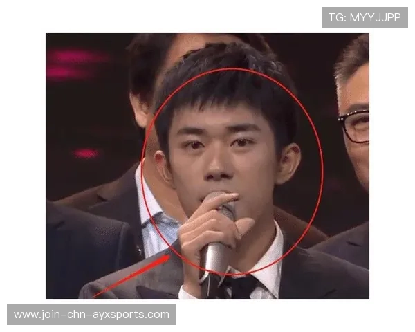 花样滑冰男单空翻落地如诗，镜头怼脸全是美