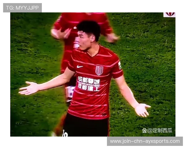 玉昆国脚边路传中助攻前锋，重塑足球比赛新篇章