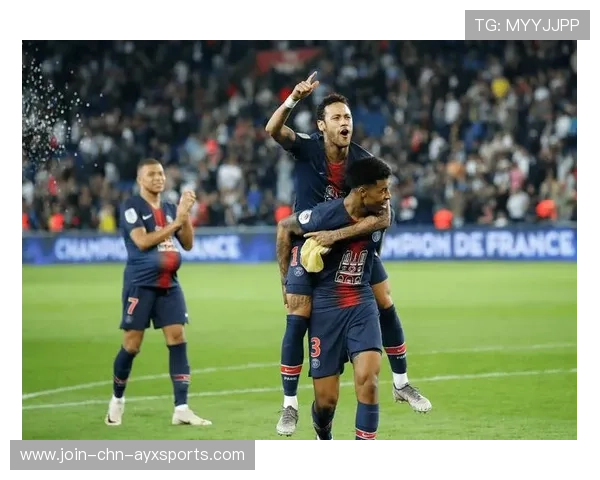 法甲巴黎多人参与进攻,胜利毫无悬念：全景解读与观赛新体验