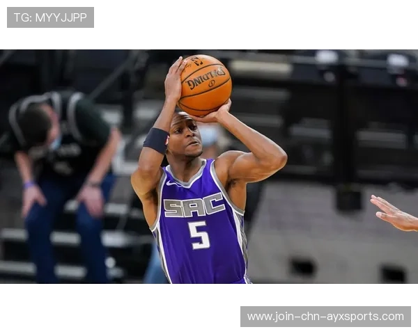 福克斯持球变速破防得手，国王顺势提速