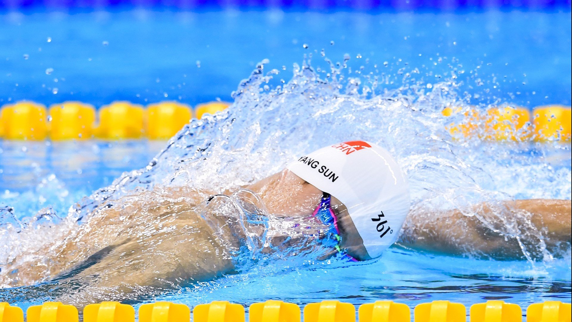 APEX英雄 全球战队积极备战，apex战队成员